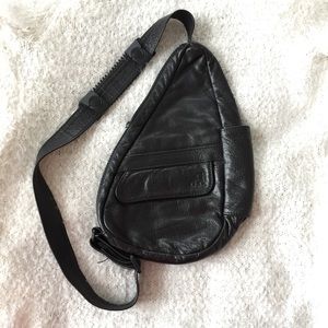 Black Leather Classic Ameribag